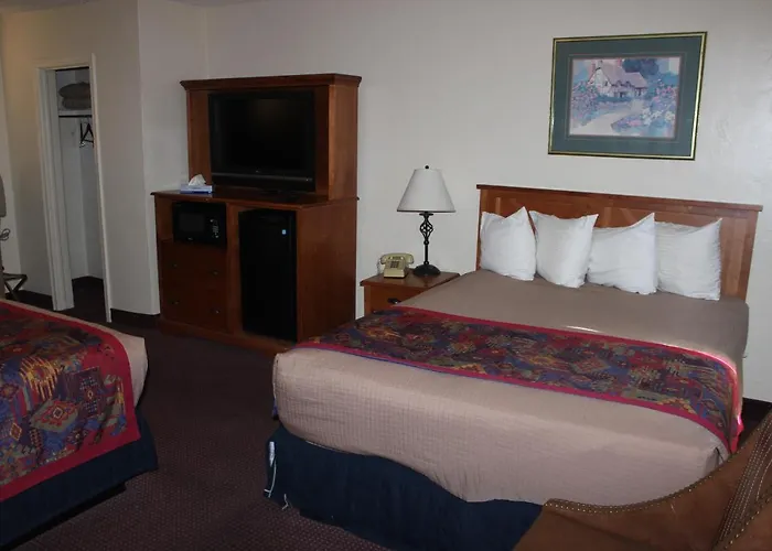 Dixie Palm Motel